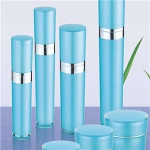 港仔化妆品 产品与店铺装修的魅力融合